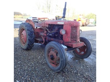 David Brown PD 25 - farm tractor