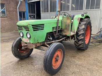 Farm tractor Deutz 7206
