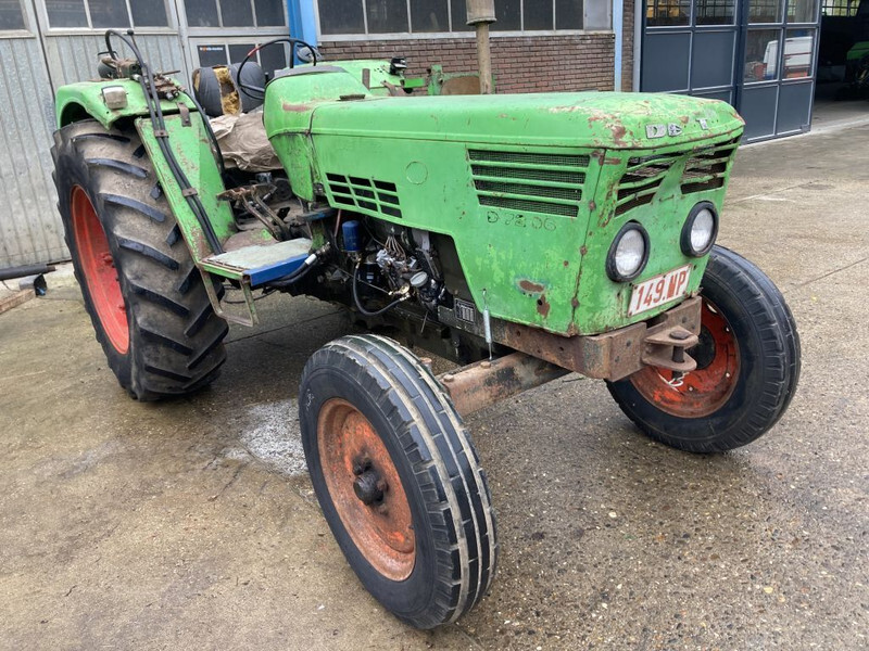 Farm tractor Deutz 7206