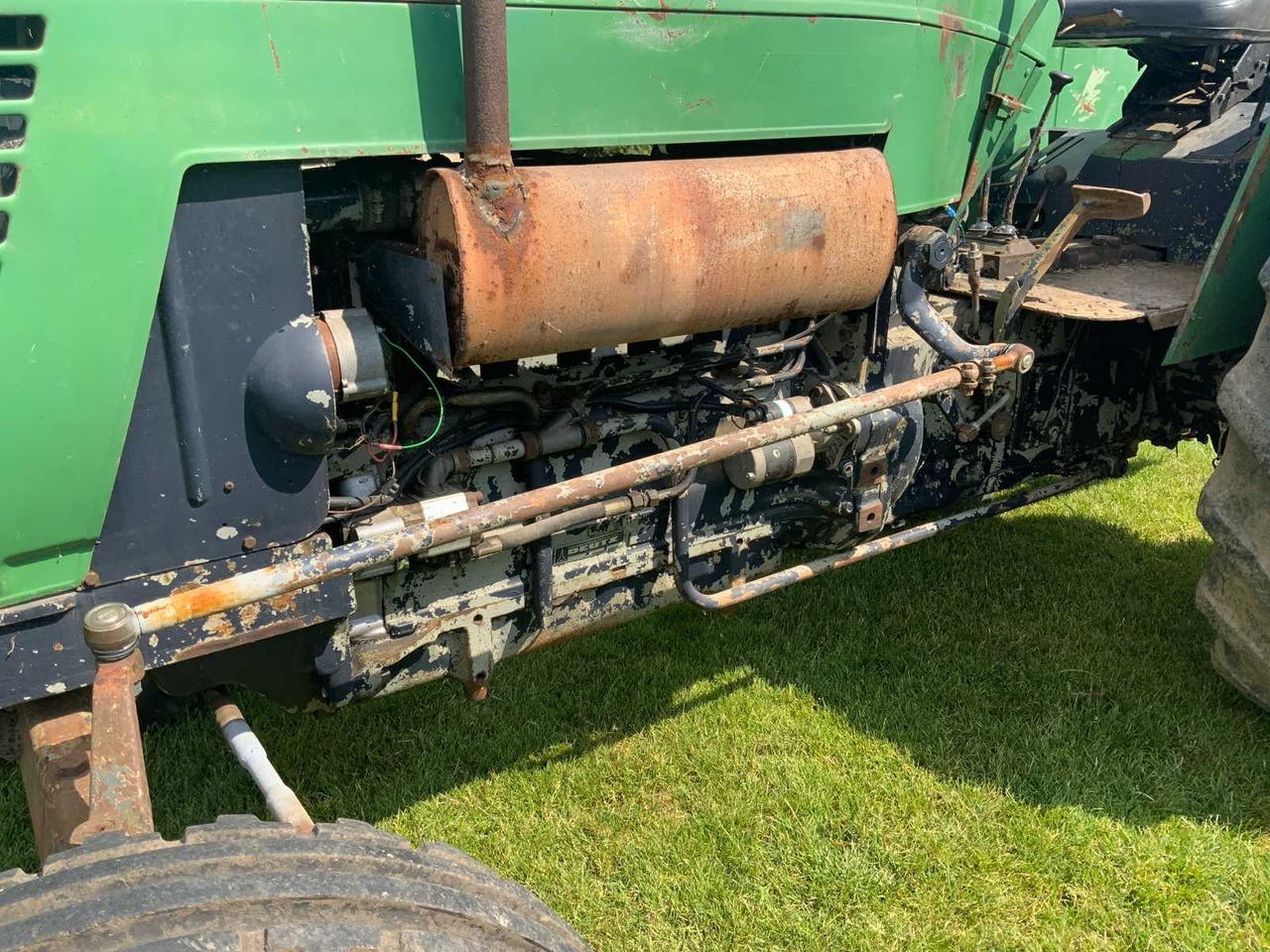 Farm tractor Deutz D8006