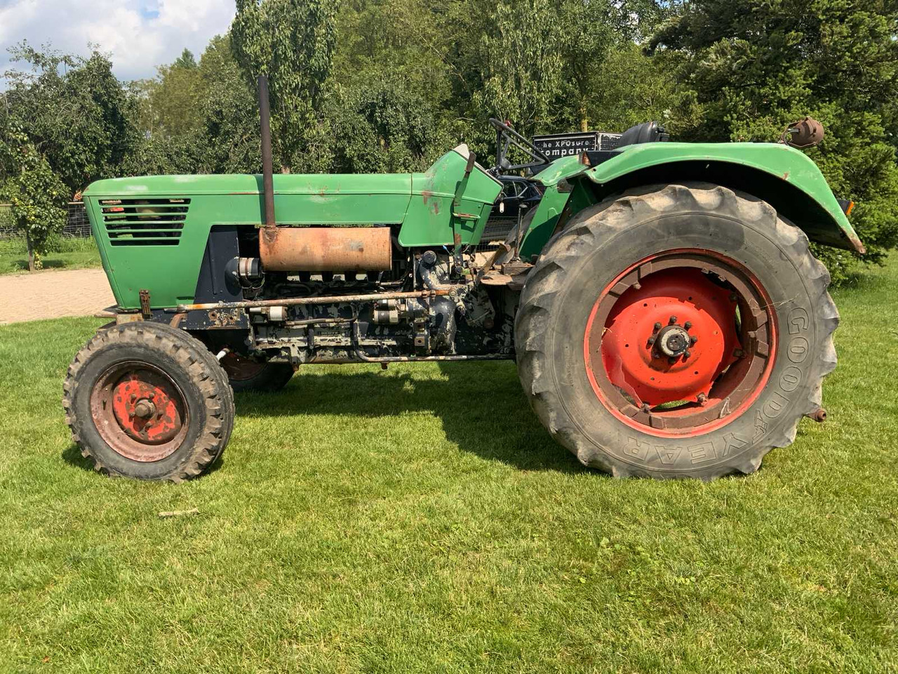 Farm tractor Deutz D8006