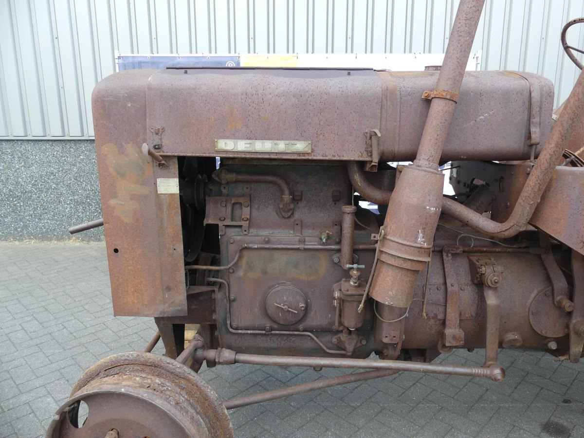 Farm tractor Deutz F3M417