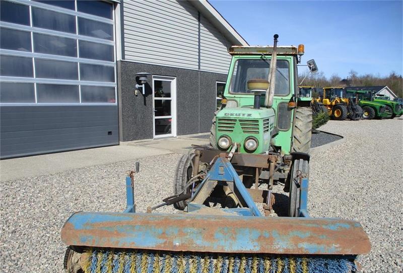 Farm tractor Deutz-Fahr 6206 Med kost