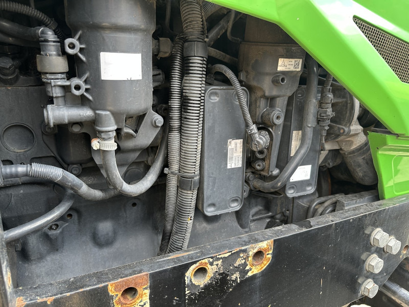 Farm tractor Deutz-Fahr Agrotron 6175