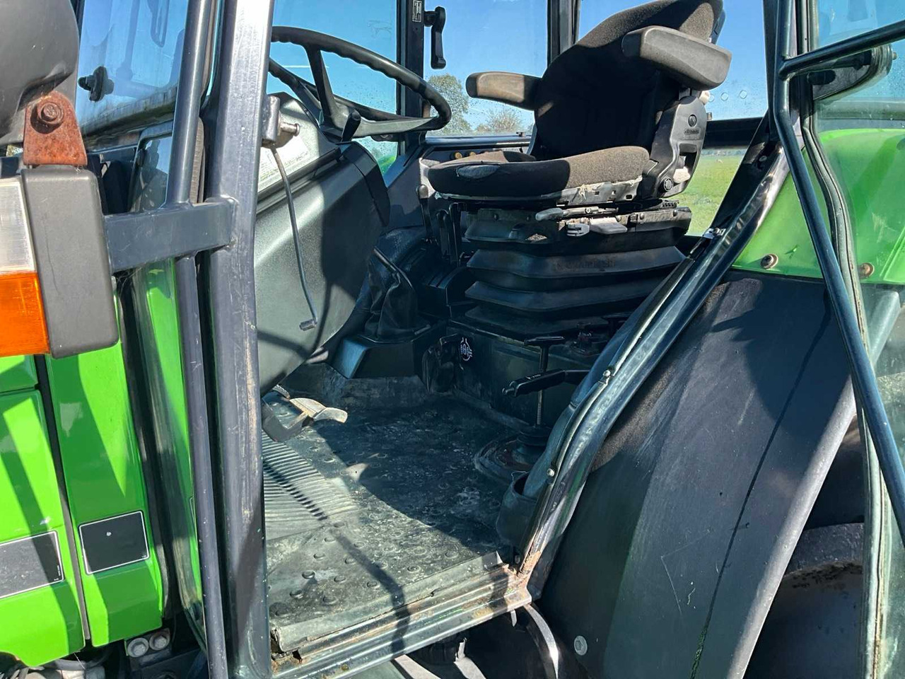 Farm tractor Deutz-Fahrenheit AgroPrima 4.31