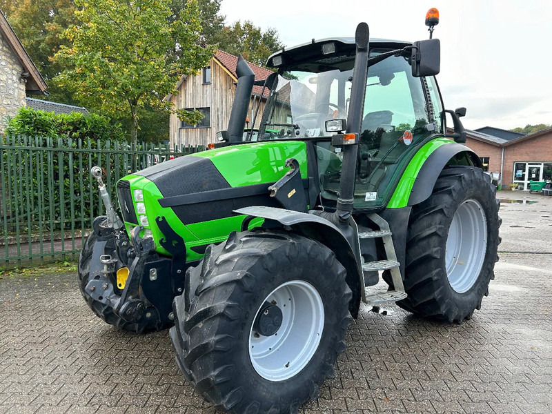 Farm tractor Deutz M600