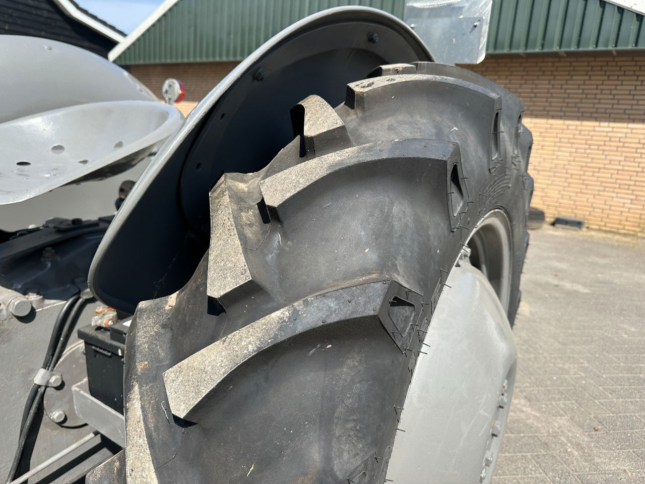 Farm tractor Diversen tef