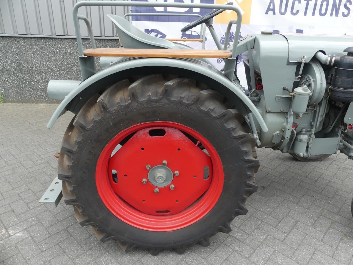 Farm tractor Eicher ED