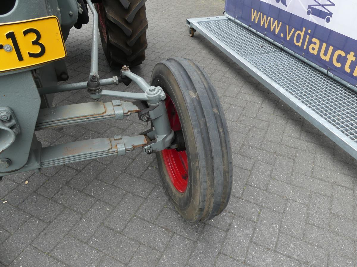Farm tractor Eicher ED