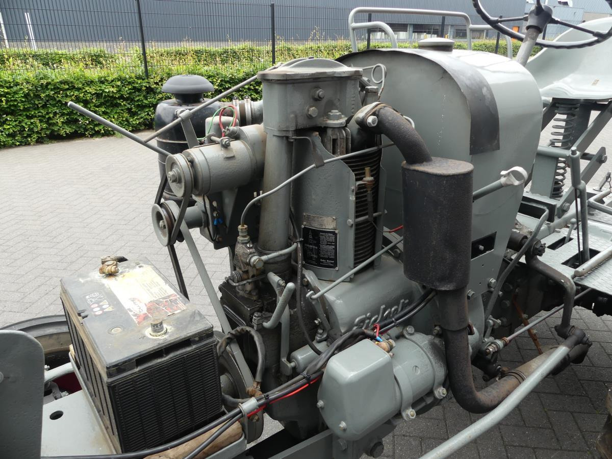 Farm tractor Eicher ED