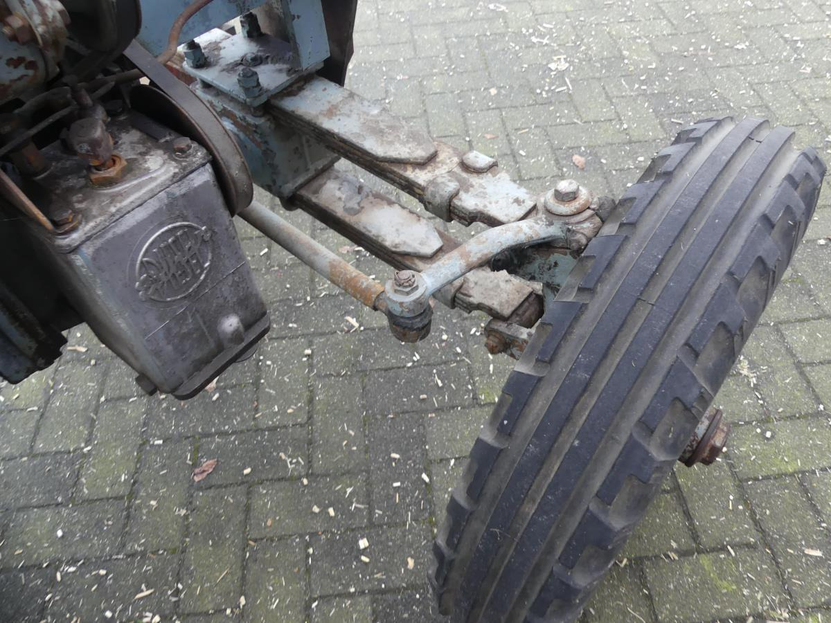 Farm tractor Eicher ED26I E4