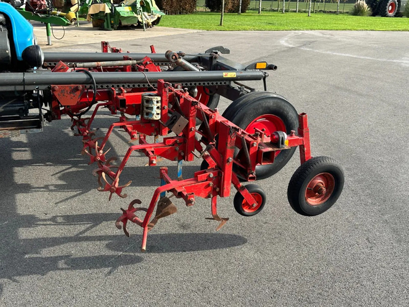 Farm tractor Eicher GT40