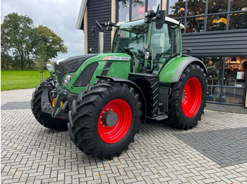 Farm tractor  FENDT 720