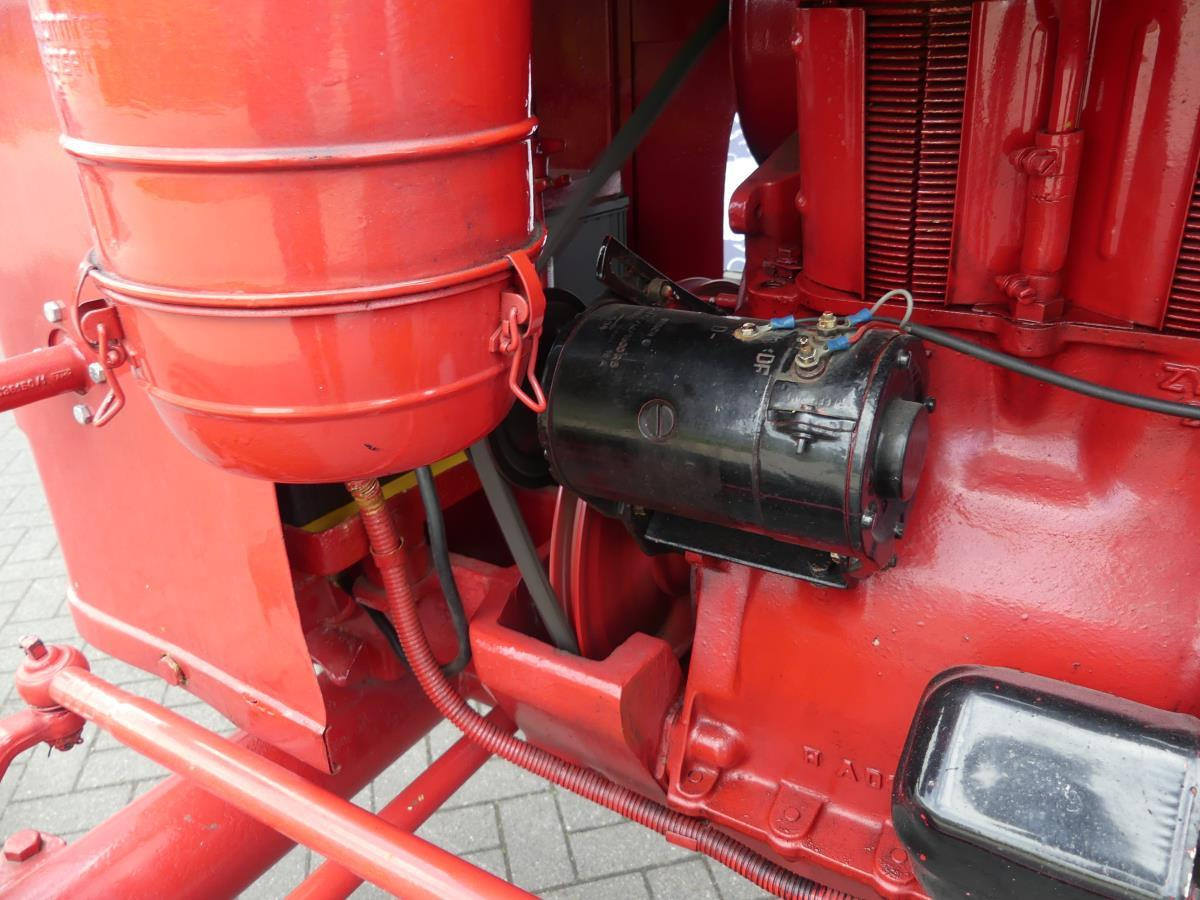 Farm tractor Fahr D45L