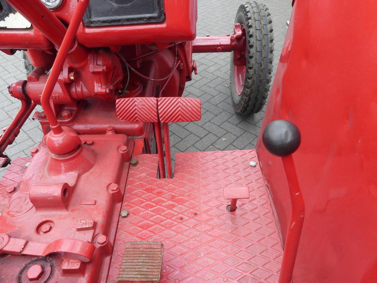 Farm tractor Fahr D45L