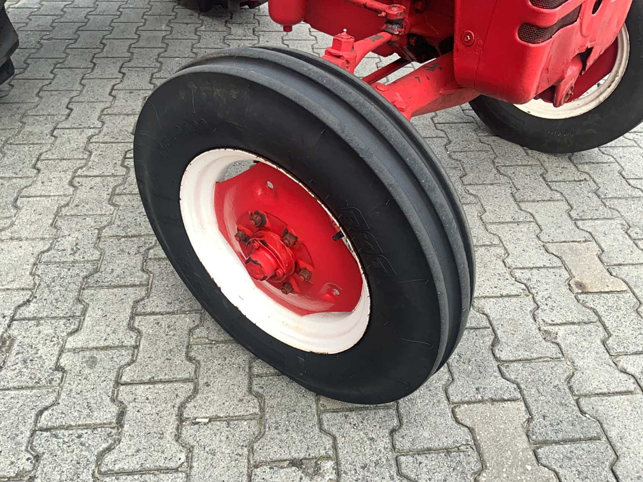 Farm tractor Farmall D-430