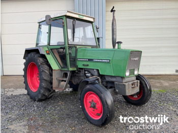 Fendt 305LS - farm tractor