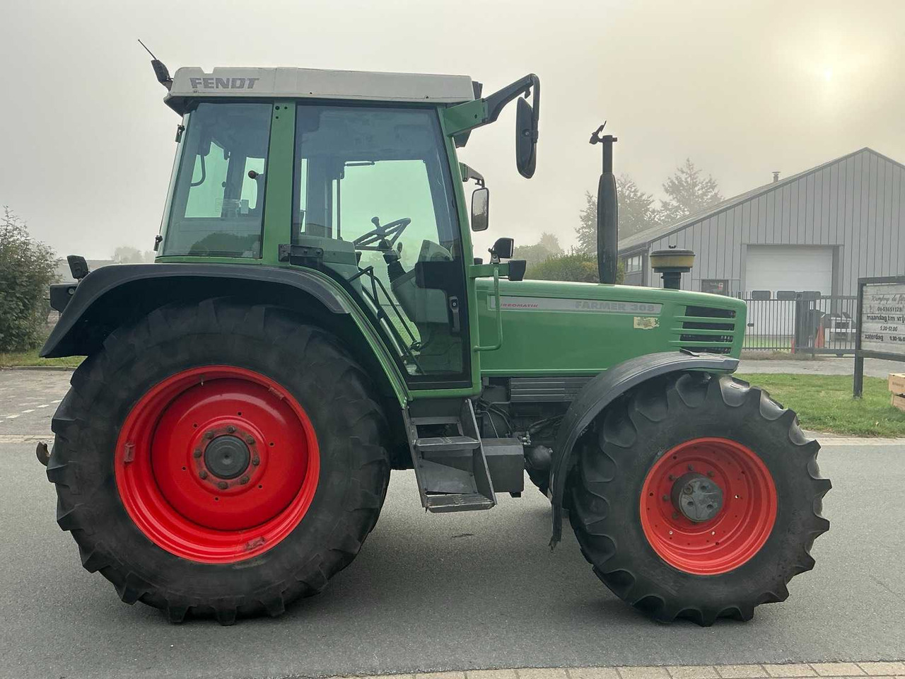 Farm tractor Fendt 308 Turbomatik