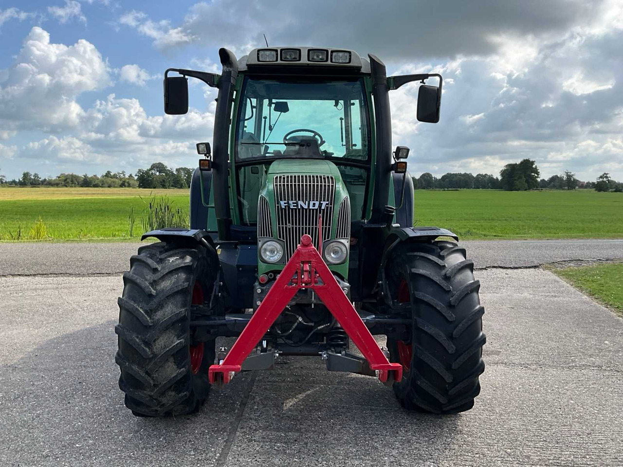 Farm tractor Fendt 410 Vario