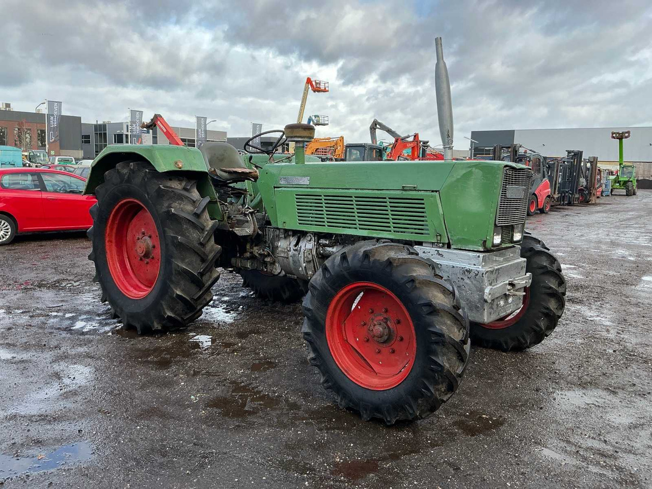 Farm tractor Fendt 610S turbomatic