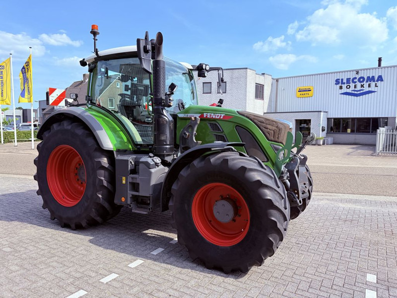 Farm tractor Fendt 718 Vario PowerPlus ONE
