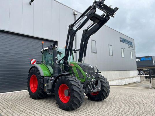 Farm tractor Fendt 720 S4 PROFI PLUS