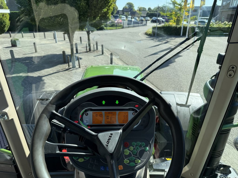Farm tractor Fendt 720 S4 Vario PowerPlus