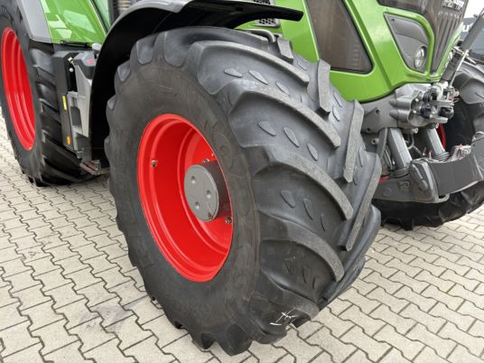 Farm tractor Fendt 720 VARIO S4 POWER