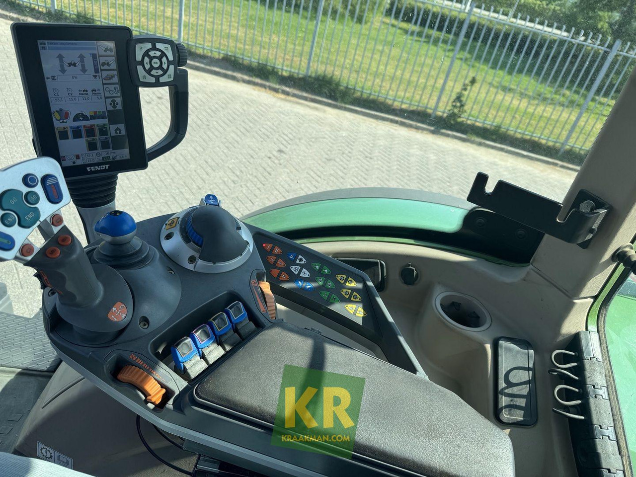 Farm tractor Fendt 720 Vario