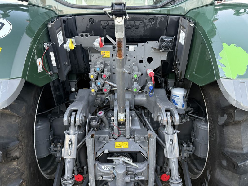 Farm tractor Fendt 720 Vario ProfiPlus + Cargo 5X85
