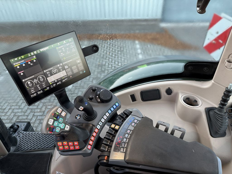 Farm tractor Fendt 720 Vario ProfiPlus + Cargo 5X85