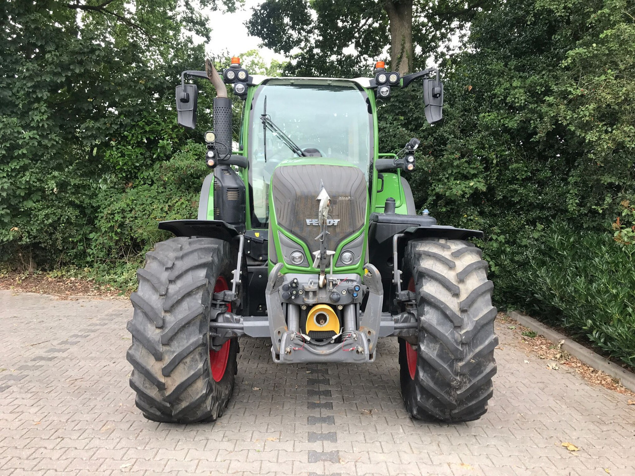 Farm tractor Fendt 720 Vario S4 PowerPlus