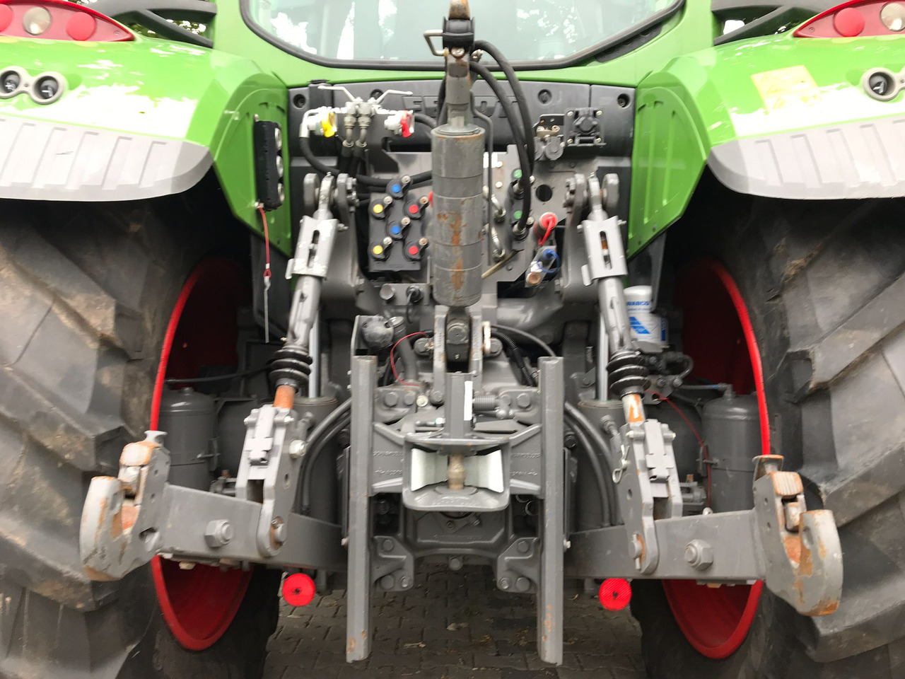 Farm tractor Fendt 720 Vario S4 PowerPlus