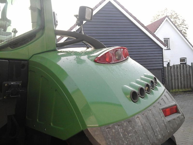 Farm tractor Fendt 720 Vario S4 Profi