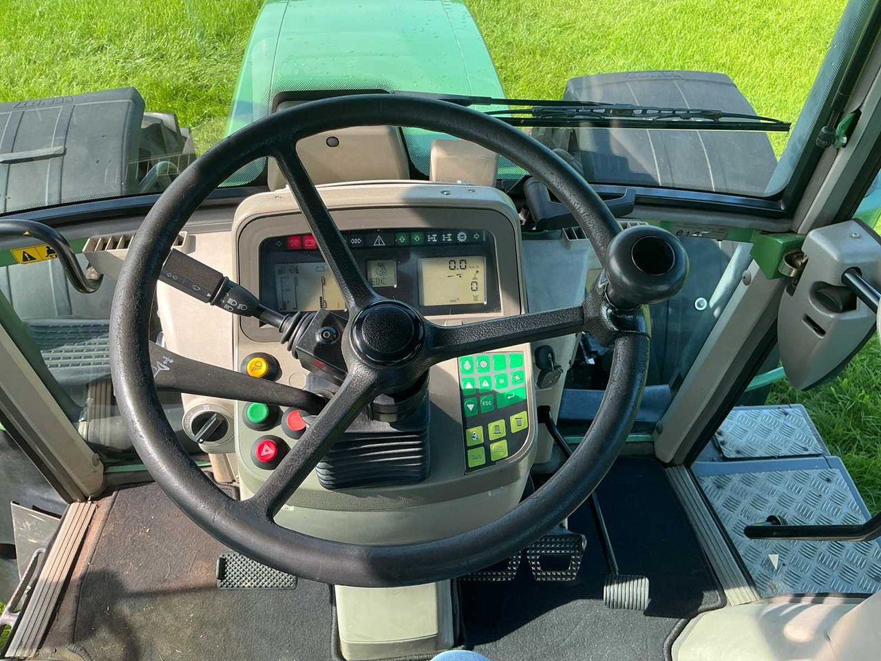 Farm tractor Fendt 818