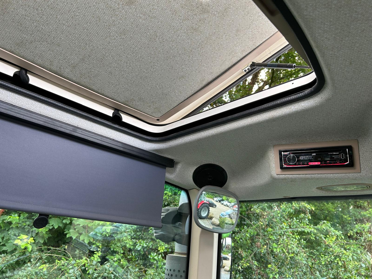 Farm tractor Fendt 828 Vario S4 ProfiPlus