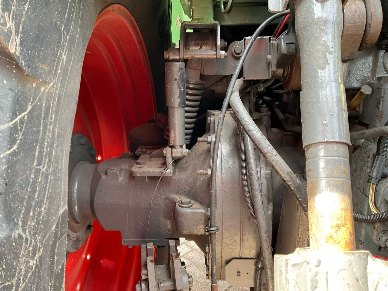 Farm tractor Fendt 916 Vario TMS
