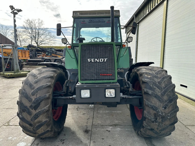 Farm tractor Fendt FAVORIT 611 LSA Dutch registration