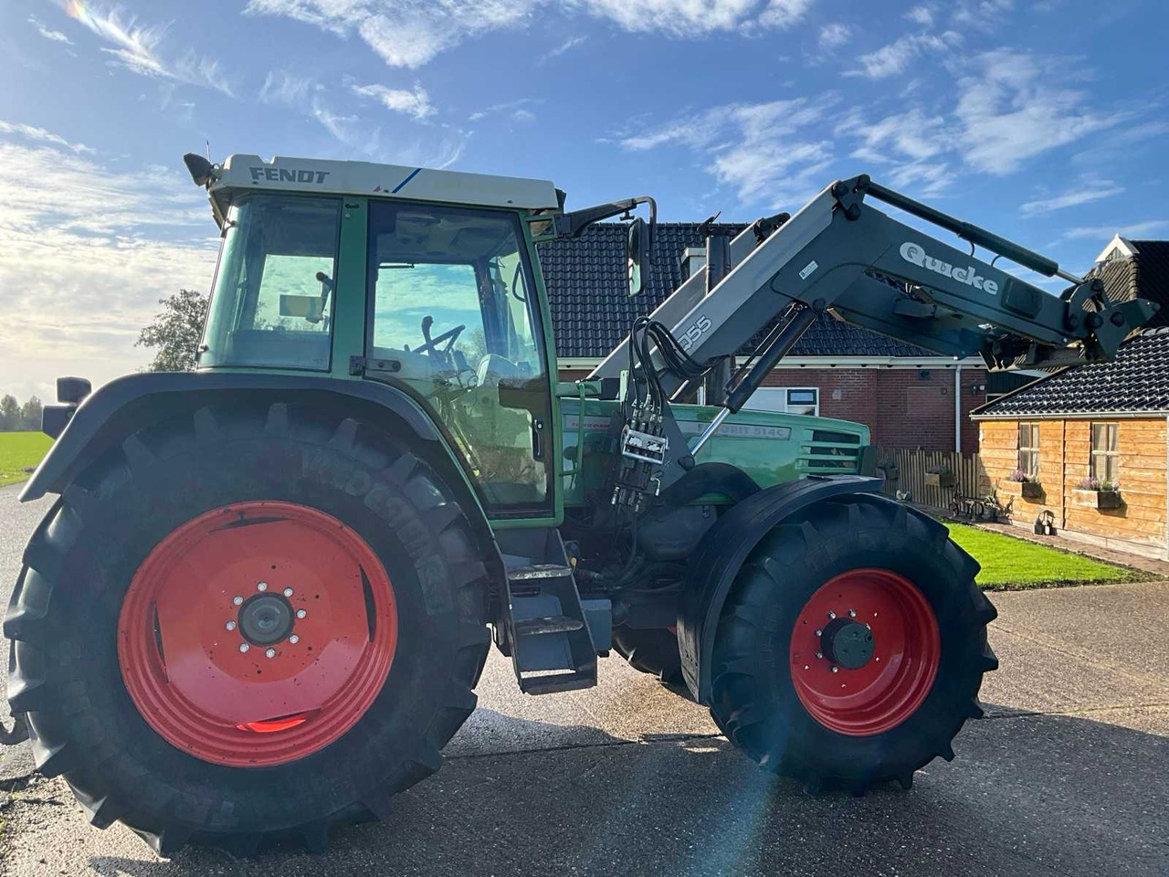 Farm tractor Fendt Favorit 512C Turboshift