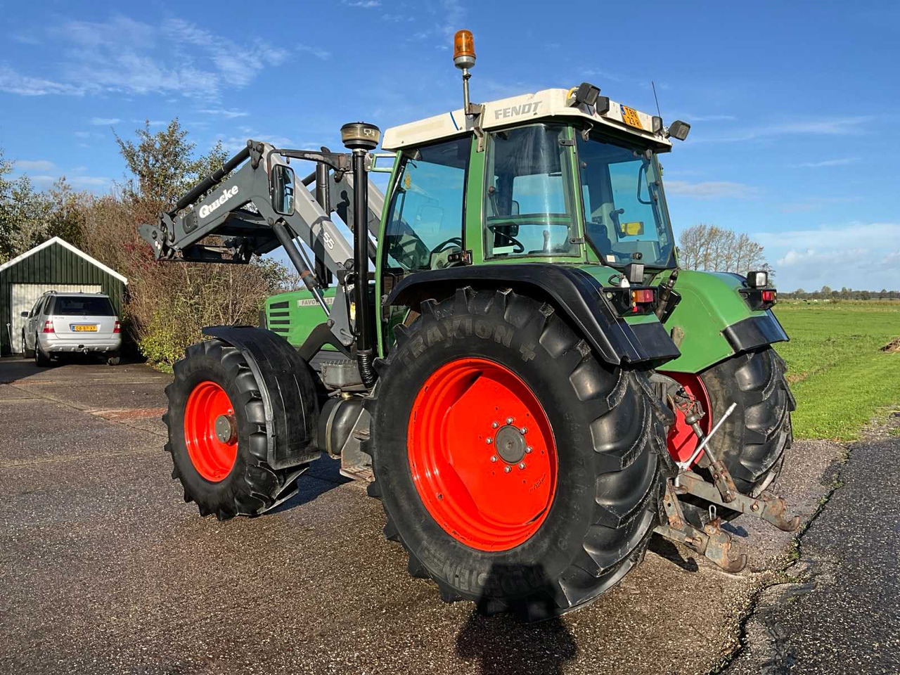 Farm tractor Fendt Favorit 512C Turboshift