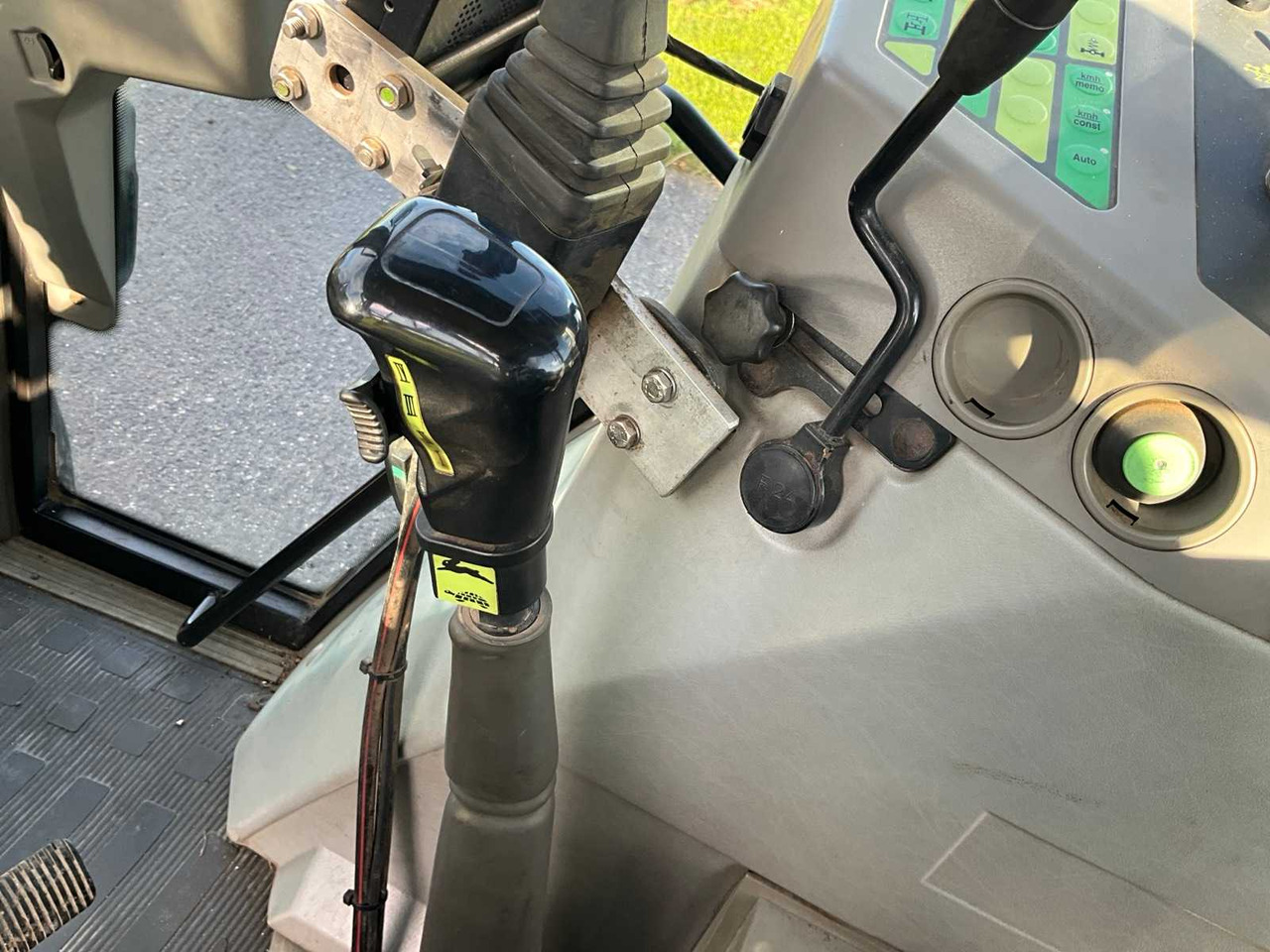 Farm tractor Fendt Favorit 512C Turboshift