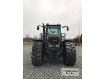 Fendt Vario 930 - farm tractor