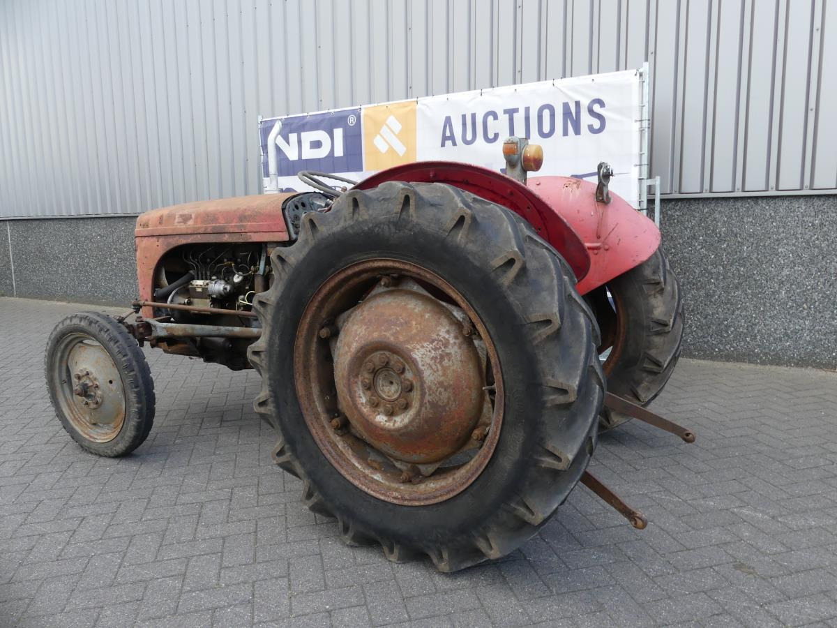 Farm tractor Ferguson TED