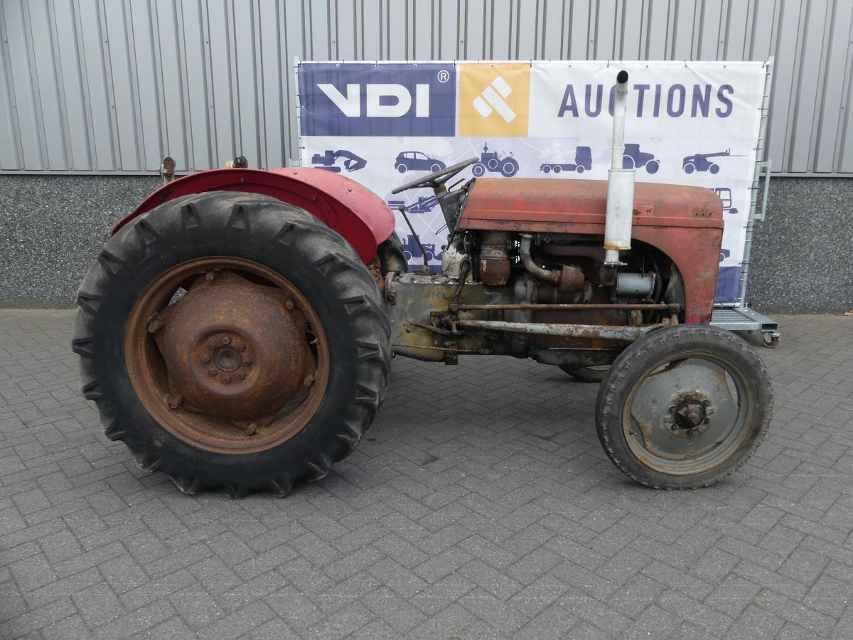 Farm tractor Ferguson TED