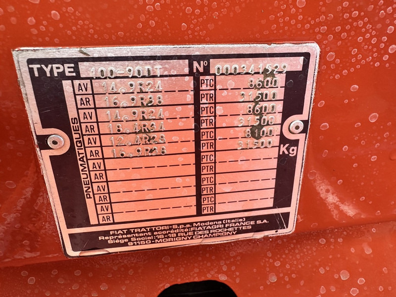 Farm tractor Fiat 100-90 DT