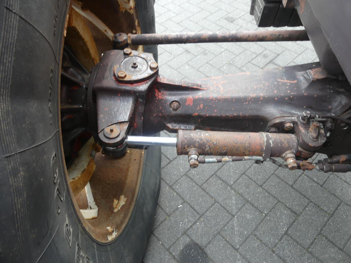 Farm tractor Fiat 160-90 DT