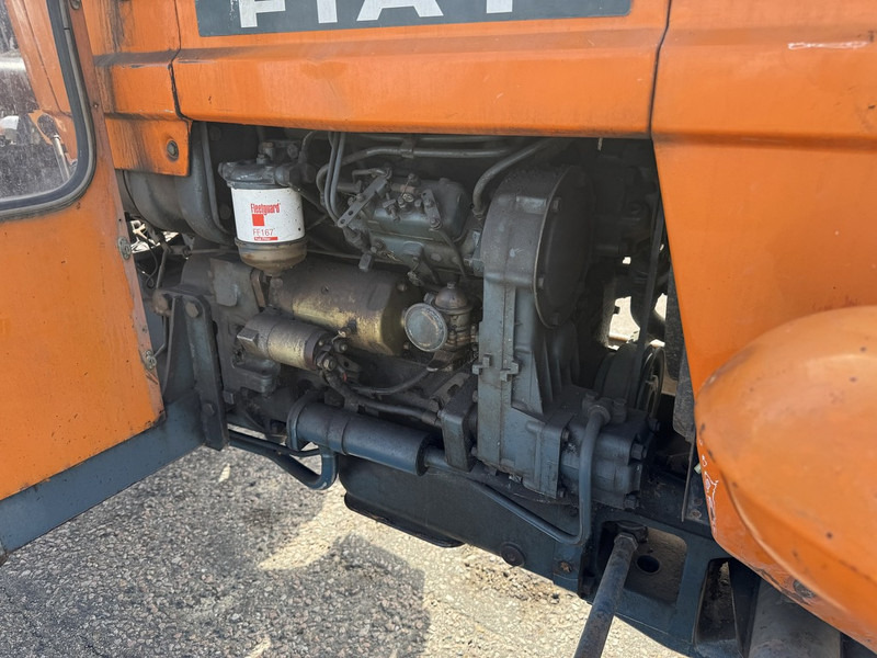 Farm tractor Fiat 400