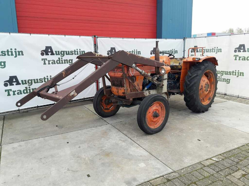 Farm tractor Fiat 450