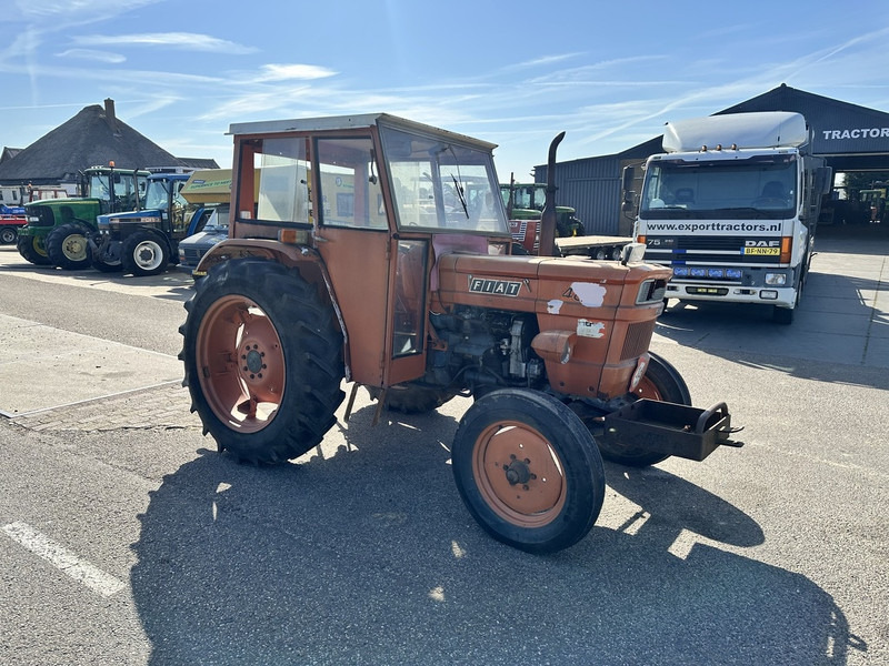 Farm tractor Fiat 480