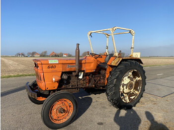 Farm tractor Fiat 640